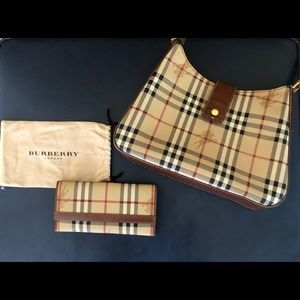 Burberry purse and wallet